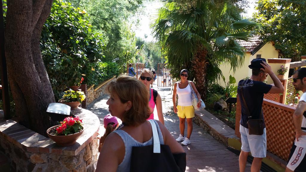Parque de vacaciones Cala Blanca Villaggio Alberghiero Marina di Camerota